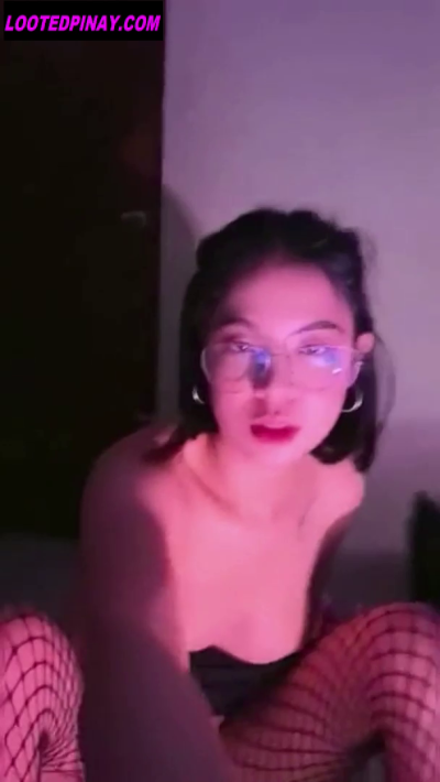 Flex butt of maria cruz